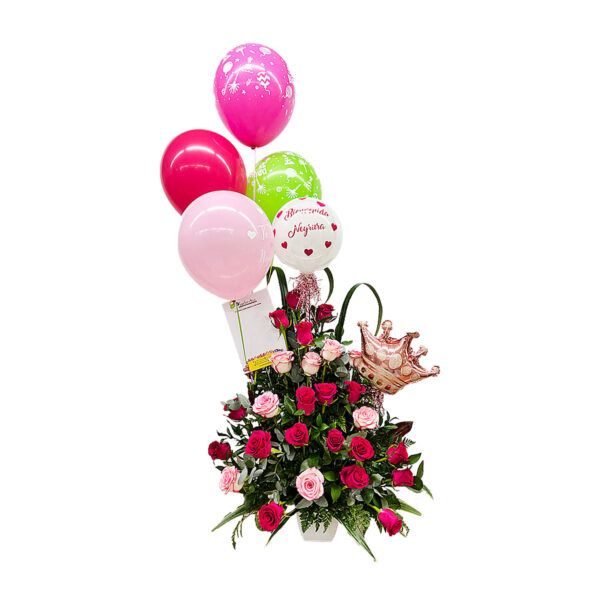 arreglo floral bienvenida globos