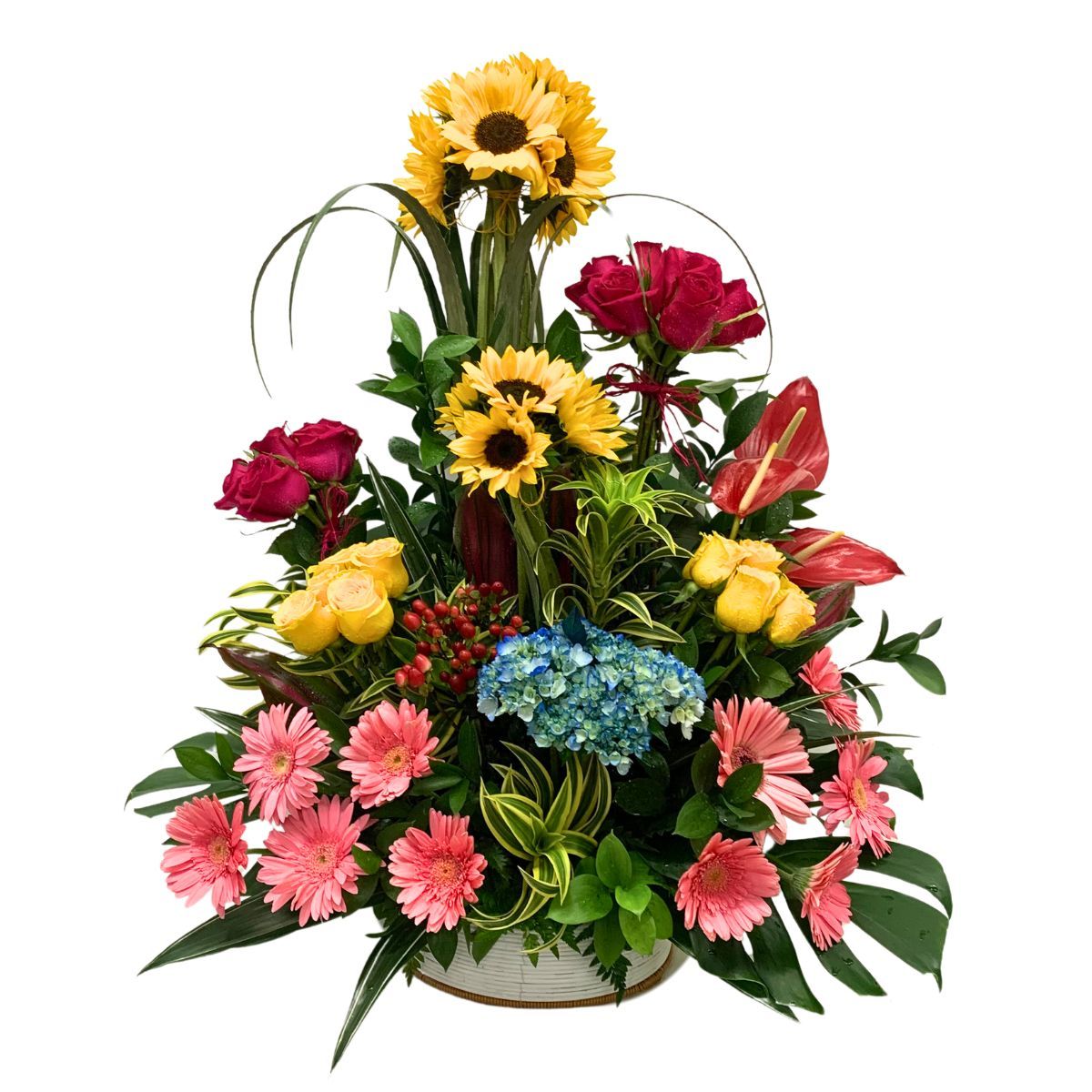 Arreglo Floral Canasta Llena de Color