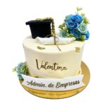 torta grado flores azules