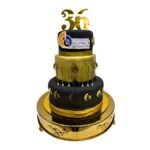 torta empresarial dorado negro colombia automotriz